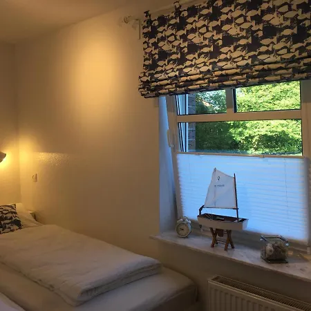 Of Un An Apartment *