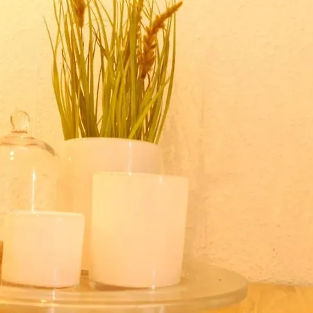 Of Un An Apartment *